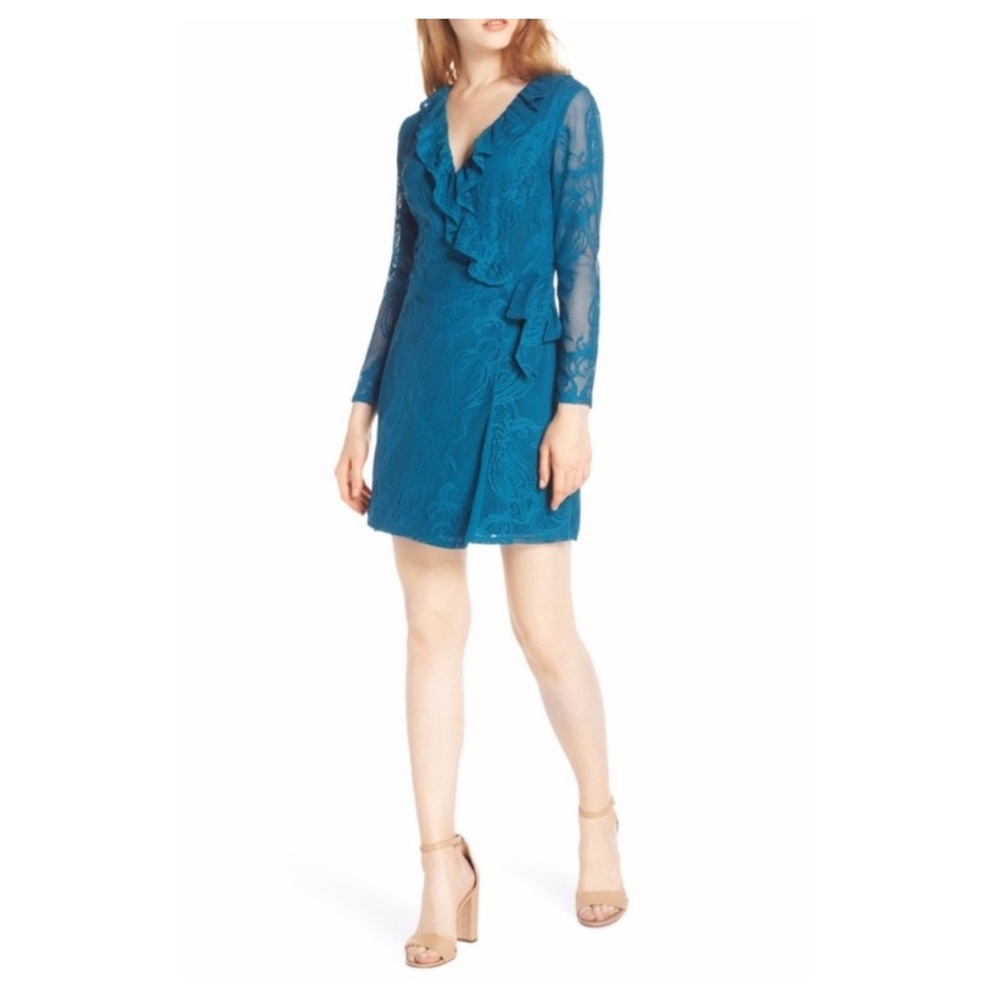NWT Lily Pulitzer Teal Lace Wrap Dress with built in shorts. Size Medium. - Picture 2 of 11